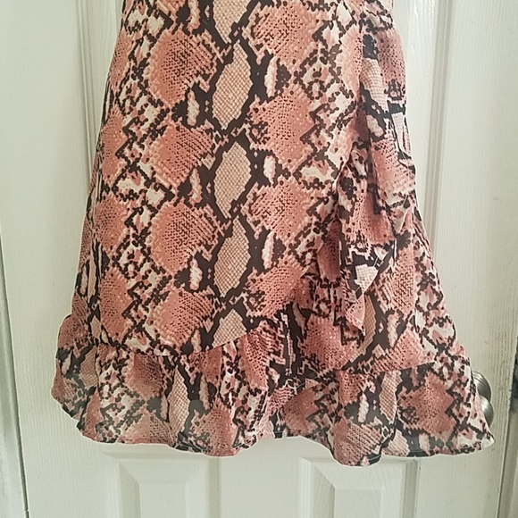 Snake skin ruffled dress - Picture 2 of 4